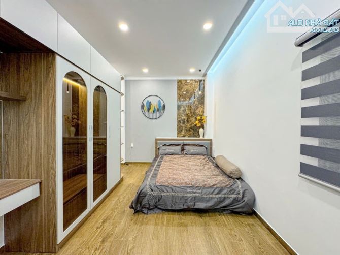 Bán nhà đẹp ,4 Tầng, sân thượng , Trần xuân soạn , quận 7 giá 8 Tỷ 3 - 10
