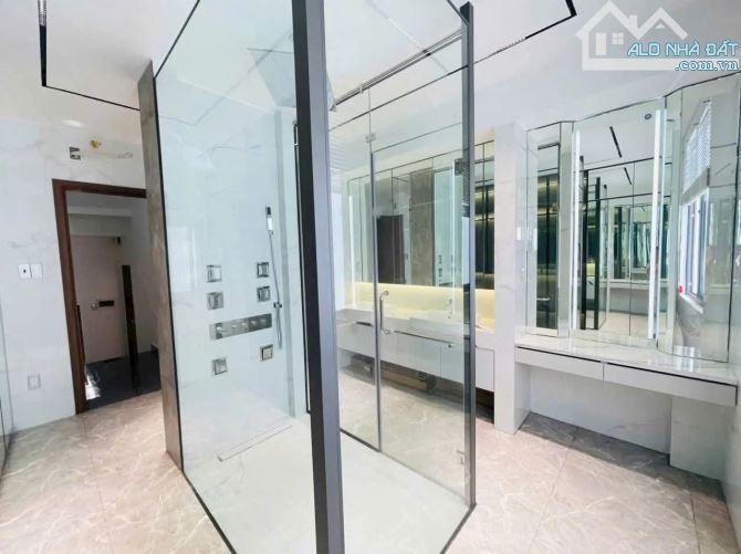 Ban nhà mới Full Nội thất hẻm 8m Huỳnh Tấn Phát, Q7, Dt 4x16m, 4 lầu. Giá 12,5 tỷ - 10
