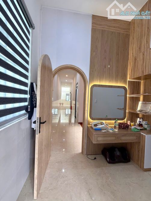 💥Nhà 2Mê,TC 5,45*30m,Nở hậu hẻm Nguyễn Khuyến,gần Dự Án Trung Nguyên,nhiều lô khác 👉Vào - 10