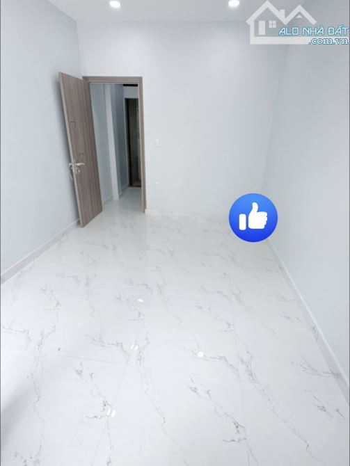 BÁN NHÀ MỚI 3 TẦNG HẺM XE HƠI Hoàng DIỆU Q.4 NHỈNH 6TY - 11