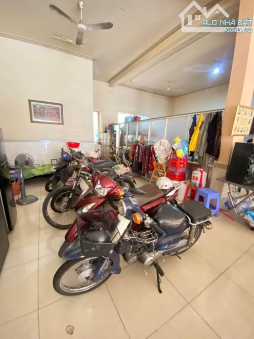 Bán nhà 1 trệt 1 lầu MT đường GS17 p.Dĩ An Tp.Dĩ An  DT: 200,4m2, thổ cư: 100% (10x20m) - 11