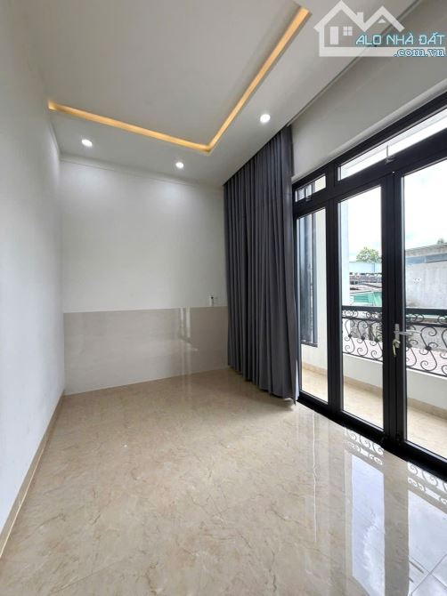 💥Nhà 2Mê,TC 5,45*30m,Nở hậu hẻm Nguyễn Khuyến,gần Dự Án Trung Nguyên,nhiều lô khác 👉Vào - 11