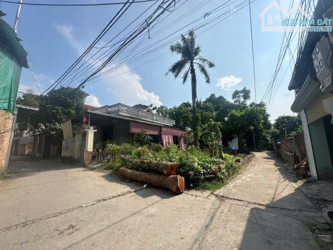 BÁN  ĐẤTGẦN TRƯỜNG SỸ QUAN LỤC QUÂN  HÀ NỘI - 1