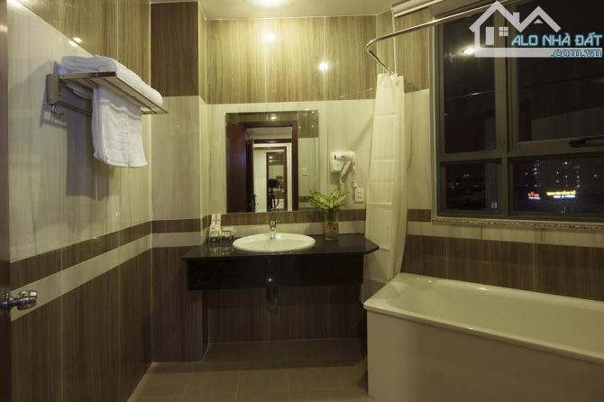 BÁN NHÀ VIEW SÔNG QUẬN 8, NHỈNH HAI TỶ, DT BA MƯƠI BỐN M2,  SỔ HỒNG - 1