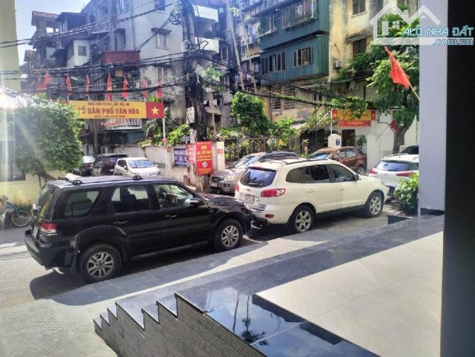 CẦN BÁN GẤP CĂN HỘ CC LẠC CHUNG - HAI BÀ TRƯNG - 130 M2- 4Pn - 2wc - LO GÓC -2 BK - 9,6 TỶ