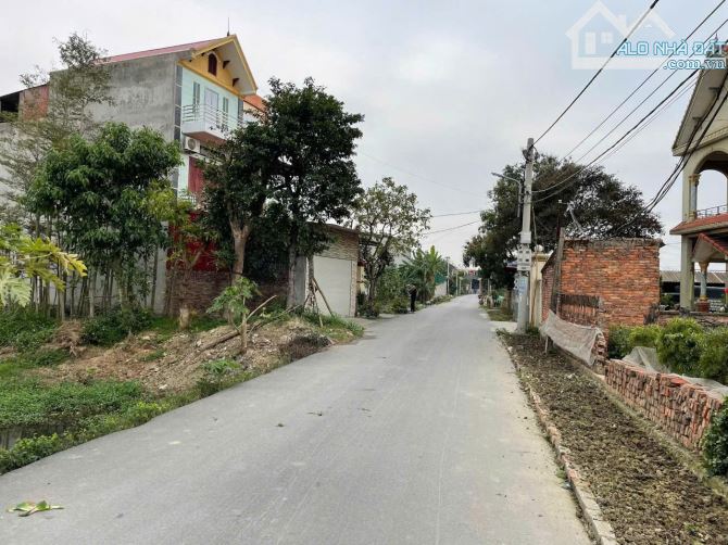 Bán lô trục chính Ngọc Đôi , Kim Chân, BN . Đường gần 20m. DT 121m2 MT 4,5m Giá 3,08 tỷ - 1