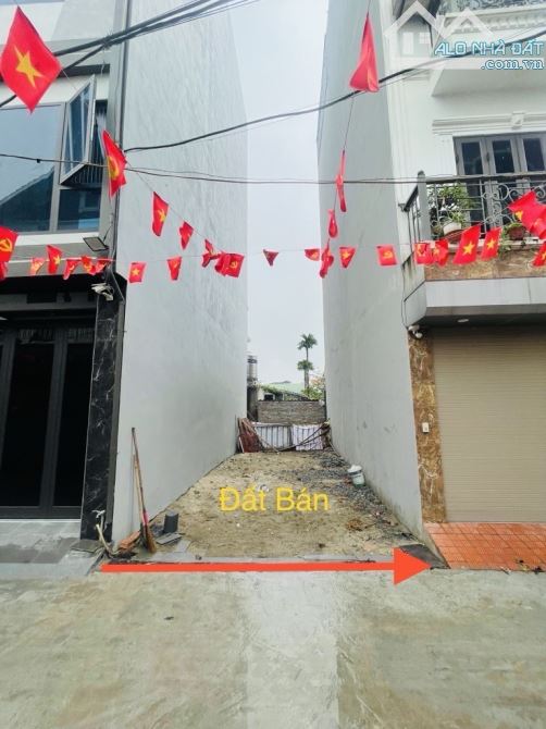 BÁN NHANH LÔ ĐẤT BÁT KHỐI - Ô TO 16 CHỖ ĐỖ CỬA  - GIÁ ĐẦU TƯ -5,2 TỶ - 1