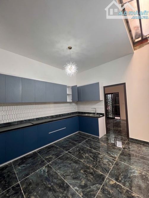 Siêu phẩm Mã Lò - Ngay Tên Lửa - Bình Tân - HXH 6M - DT 100m2 - 3 Tầng - Nhỉnh 6 Tỷ - 1