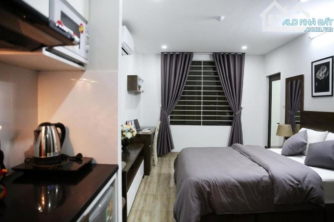 Bỏ ngân hàng – Cặp vợ chồng trẻ đầu tư Hồ Tây và nhận tiền khi đang… du lịch quanh thế gới - 1