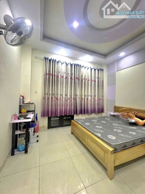 BÁN NHÀ ĐẸP SÁT LÊ VĂN QUỚI - NGÃ TƯ 4 XÃ - HẺM XE HƠI - ( 4X16M ) - 1