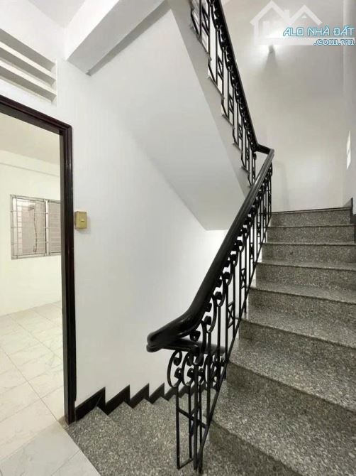 BÁN NHÀ ĐẸP TRẦN HỮU TRANG- P11_ PHÚ NHUẬN_ GARA OTO- 61M2(4.6 x 13,3m)-  13.5 tỷ TL - 1
