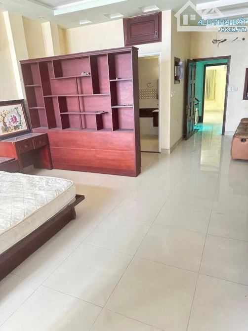 Đầu tư giữ tiền sát khu Bảy Hiền, Tân Bình, 5.7x16, 11 phòng, hẻm 8m, chỉ 15 tỷ X - 1