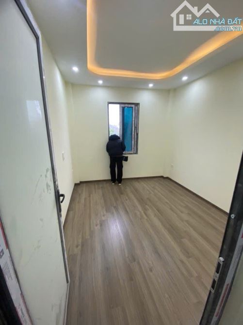 BÁN NHÀ Ỷ LA, DƯƠNG NỘI 37M2, VỊ TRÍ ĐẸP, NỞ HẬU, GIÁ NHỈNH 5TY - 1