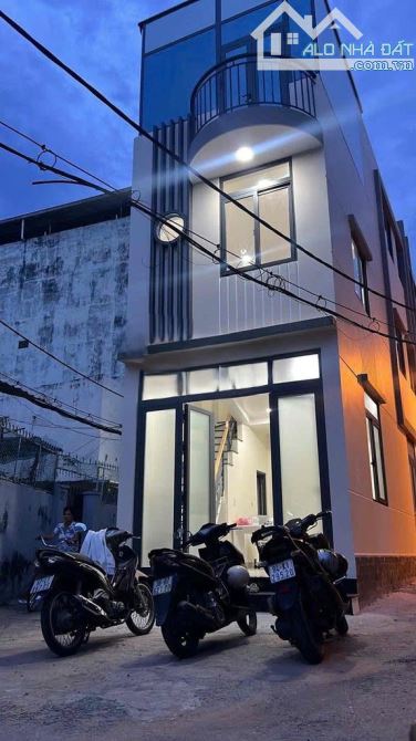 Nhà Cho Thuê Nguyên Căn Hẻm Xe Hơi Bình Thạnh - 1
