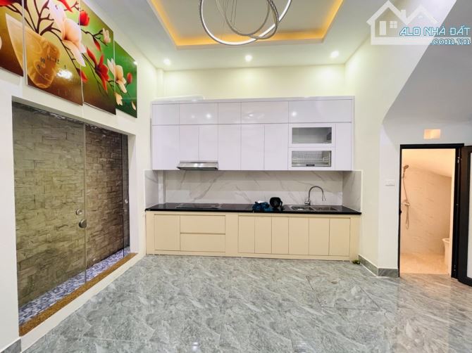 Bán nhà Tô Vĩnh Diện gần phố nhà phân lô quân đội dân xây  nhà đẹp 2 thoáng trước sau 59m - 1