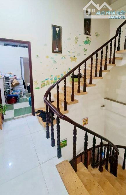 BÁN NHÀ Ở LIỀN KHUÔNG VIỆT 4TẦNG 110M2 NỞ HẬU HẺM XE HƠI THÔNG CHỈ 12.X TỶ - 1