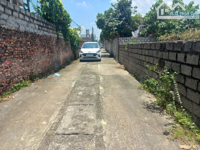 BÁN ĐẤT CHÍNH CHỦ –Gò SẤU, THUẦN LƯƠNG, CHƯƠNG MỸ – HÀ NỘI  Diện tích: 380m²  Vị trí: Cách - 1