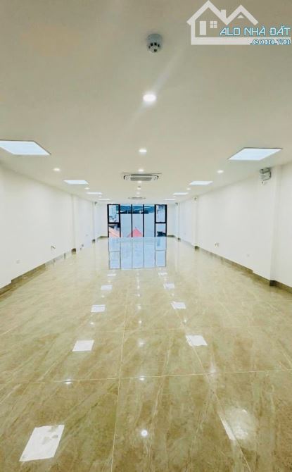 Lô góc toà nhà VP mới xịn đẹp, oto đỗ hầm, ngay Lê Trọng Tấn. DT: 101m2 x mt 5.2m x 8T - 1