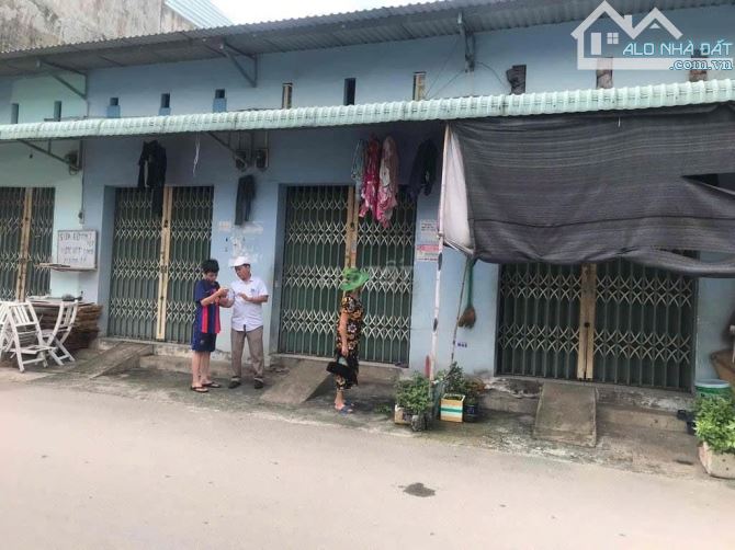 Cần Tiền Bán Gấp Dãy Trọ 6 Ki-ốt Lô Góc 2 Mặt Tiền Đường 743A – Đang Kín Phòng Thu 10tr - 1