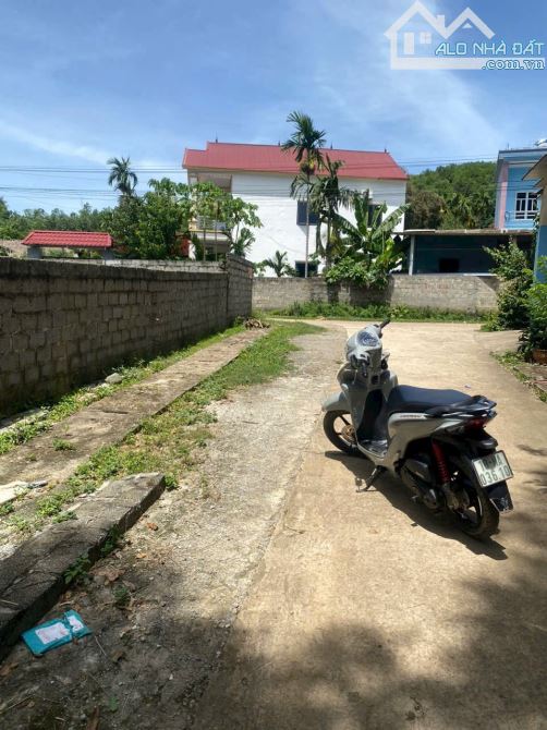 👉 Diện tích 332,9m2, trong đó có 300m2 đất ở, lô đất tại Quê Rù, Vĩnh Đồng, Kim Bôi, Hòa - 1