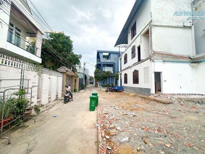Bán đất ngang 6m ngay siêu thị AEON MALL-Hiệp Hoà, cách Đặng Văn Trơn 30m, ôtô vào tận đất - 1