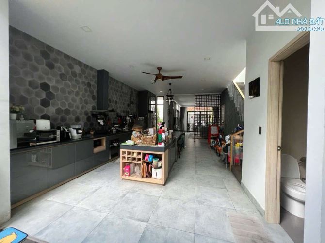 Bán BIỆT THỰ VƯỜN Khu VIP Bên Sông Hiệp Bình Chánh Thủ Đức DT 155m2 Giá 17.5 Tỷ - 1