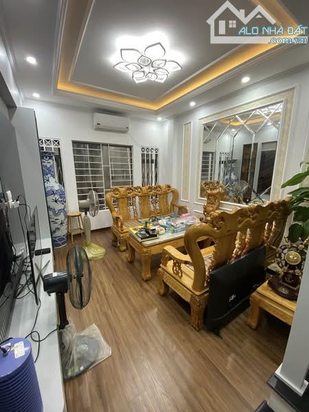 BÁN NHÀ PHAN ĐÌNH GIÓT - THANH XUÂN - 5M RA PHỐ - NHÀ DÂN XÂY - KHU TRUNG TÂM - Ở SƯỚNG - 1