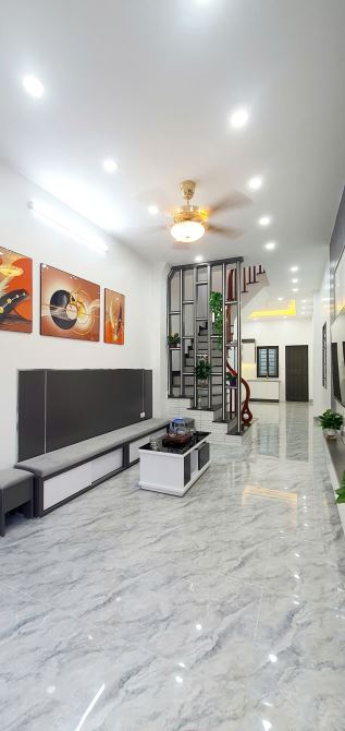 BÁN NHÀ TAM KHƯƠNG ĐỐNG ĐA 49m 5T Mt 4.5m GIÁ 12 TỶ NGÕ THÔNG 2 THOÁNG KINH DOANH. - 1