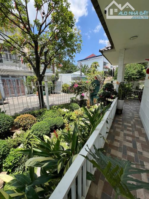 Bán Biệt thự góc liền kề Phú Mỹ Hưng, khu KDC Phú Mỹ Vạn Phát Hưng, Q.7 - 1