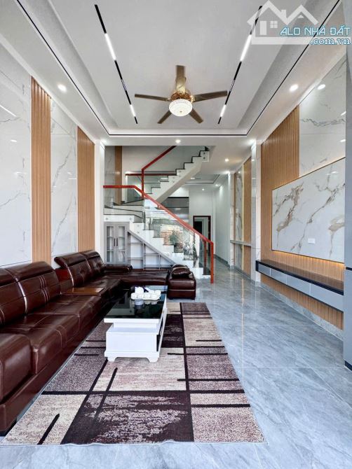 Bán nhà 1T1L hoàn công, SHR thổ cư,đường ôtô 7 chỗ,cách B-H-Nghĩa 300m gần UBND- P.Tân Vạn - 1