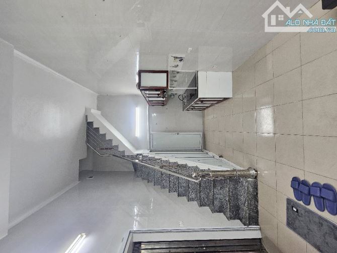 32m2 x 3 ngủ , Cách Phố 30m , Ngõ 2m , Nhà Thoáng   Dân Xây Chắc Chắn - 1