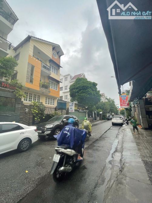 BIỆT THỰ 1 HẦM, 4 TẦNG – KHU ĐƯỜNG HOA, PHAN XÍCH LONG, DT 8X18, GIÁ 55 TỶ - 1