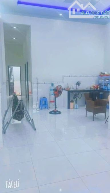 Bán nhanh căn nhà ở Thới Tam Thôn Hóc Môn 4x24 ( 99m2 ) 820 TRIỆU Sổ hồng riêng. - 1