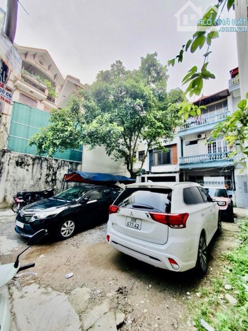 Bán Gấp Nhà Nguyễn Văn Cừ 55m2-hơn 11 tỷ-DÂN XÂY-FULL NỘI THẤT-Ô TÔ-VIEW THOÁNG-SỔ VUÔNG - 1