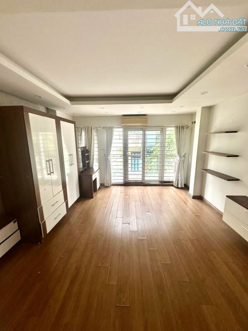 PHÂN LÔ ĐỖ QUANG CẦU GIẤY - NHÀ 5 TẦNG Ô TÔ TRÁNH VỈA HÈ - KHU VIP HIẾM NHÀ BÁN - SỔ VUÔNG - 1