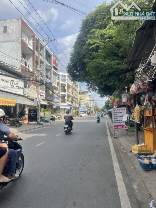 Bán NHÀ NGUYỄN HỮU TIẾN GẦN MẶT TIỀN- 66m2, ngang ~6m, GẦN CHỢ, CLB THỂ THAO CHỈ 5 TỶXX - 1