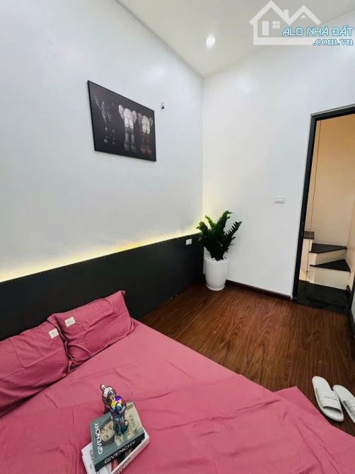 Nhà đẹp 4 tầng, sổ riêng chỉ 2.8 tỷ, Phố Kim Hoa, Lô Góc, gần phố - 1