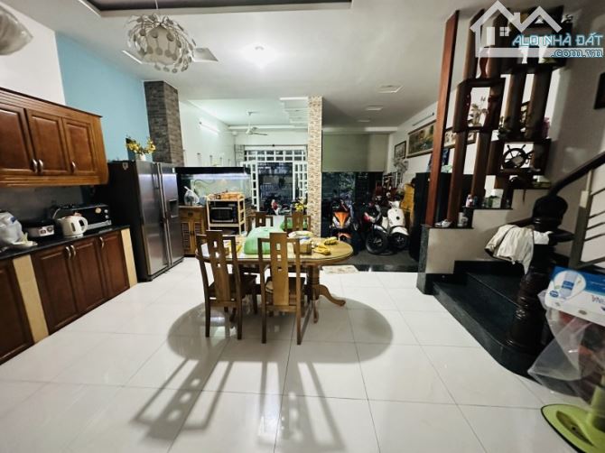 NHÀ GÓC 2 MẶT TIỀN KINH DOANH – KHU DÂN CƯ TĂNG NHƠN PHÚ B - 1