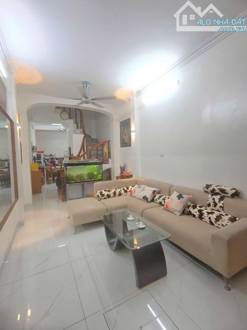 Bán nhà Nguyễn Trãi Hà Đông khu phân lô ô tô sát nhà căn góc 2 mặt thoáng vĩnh viễn  DT 42 - 1