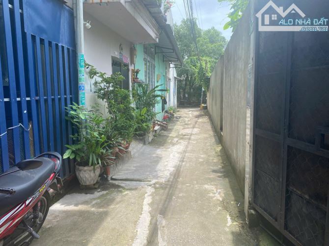 Cần bán nhà giá rẻ tại đường 22, Phước Long B quận 9 - 1