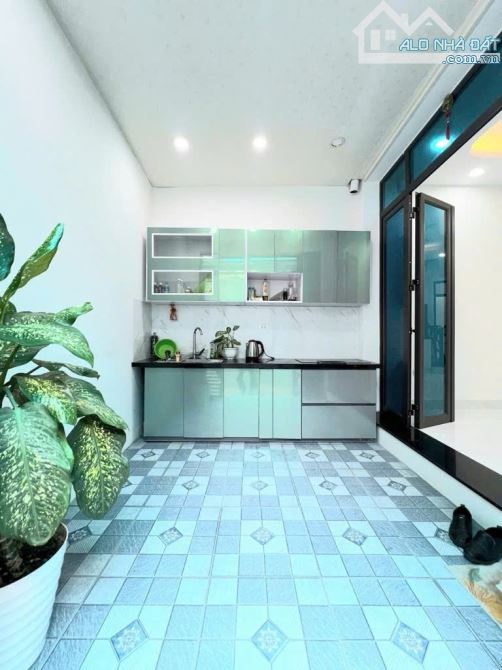 Phố Tân Mai_2 tầng x 45m_ Ô tô đậu cửa_ Sổ 37m_ Đầy đủ công năng_ Ở ngay - 1