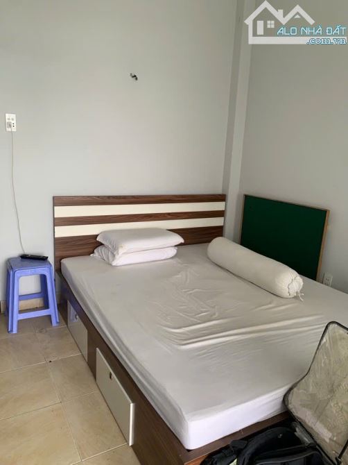NHÀ MẶT TIỀN, 12 CHDV, THUÊ 40TR/TH - VÒNG XOAY LÊ ĐẠI HÀNH - 4.6x18 (80m2) - 9.x TỶ - 1