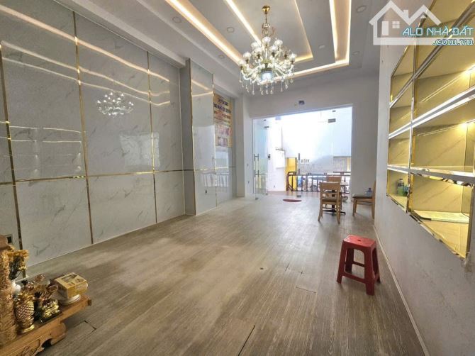 CHO THUÊ TÒA NHÀ 5 TẦNG + 1 TẦNG HẦM MẶT TIỀN PHAN CHU TRINH – ĐOẠN KINH DOANH SẦM UẤT - 1