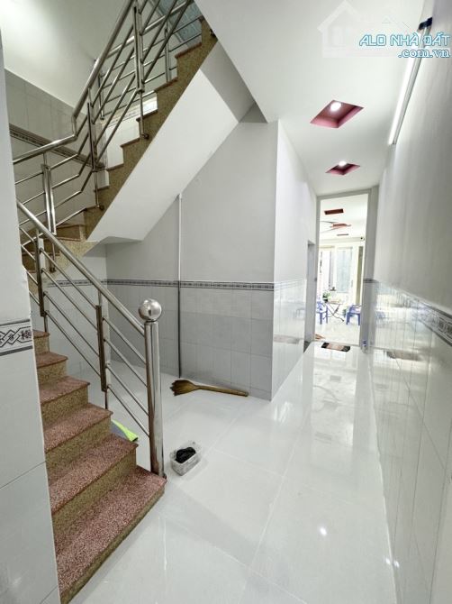 CẦN BÁN NHÀ AN DƯƠNG VƯƠNG-100M2-2TẦNG-3PN-HXH THÔNG-OTO ĐỖ CỬA-GIÁP Q6,Q8,Q11-CHỈ 4.X TỶ - 1