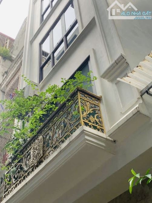 PHÂN LÔ Ô TÔ PHỐ HOA BẰNG_CẦU GIẤY_NHÀ MỚI XÂY 3 NĂM_DT 38M_5 TẦNG_MT 4.2M_GIÁ 12.5 TỶ - 1
