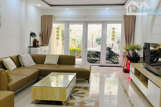 Bán nhà Nguyễn Kiệm Phú Nhuận, 4m x 19m 4 Tầng nhà đẹp, Xe hơi đậu cửa - Giá 12.8 tỷ TL - 1