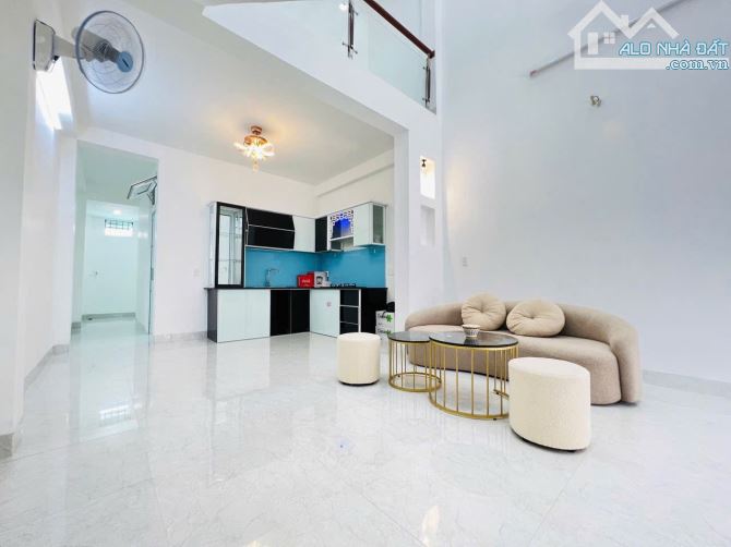 NHÀ HẺM PHAN BỘI CHÂU 1 TRỆT 1 MÊ GẦN CHỢ GẦN TRƯỜNG - 1