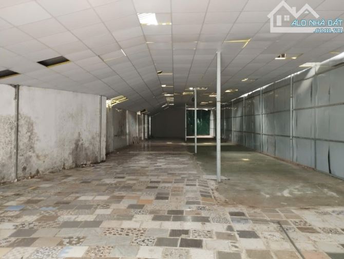 Cho thuê kho KCN Phú Minh, Bắc Từ Liêm, HN. DT 350m, cao 5m có điện 3fa, xe công đỗ cửa. G - 1
