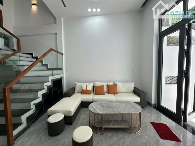 Nhà 3 Tầng Hiện Đại Kiệt Trần Phú - Đầy Đủ Nội Thất - 1