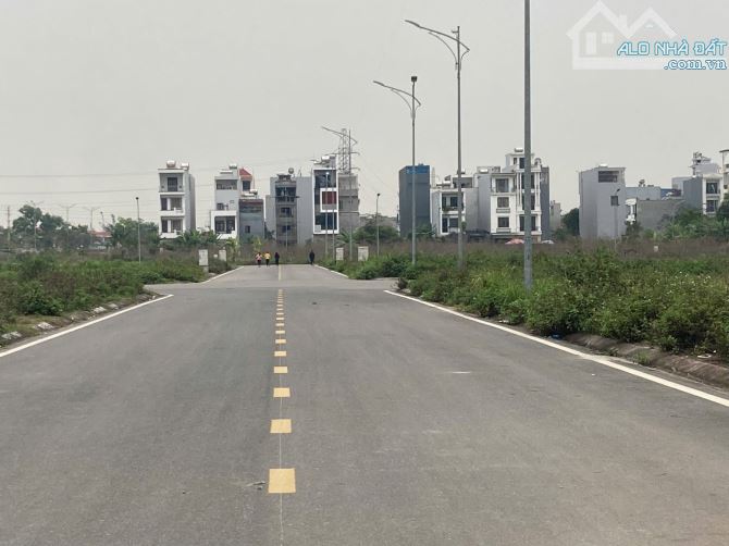 Đất biệt thự khu phân lô cao cấp Đồng Bồ, Đằng Hải  D.tích: 373m (ngang 12,5 x 30) - Hướng - 1